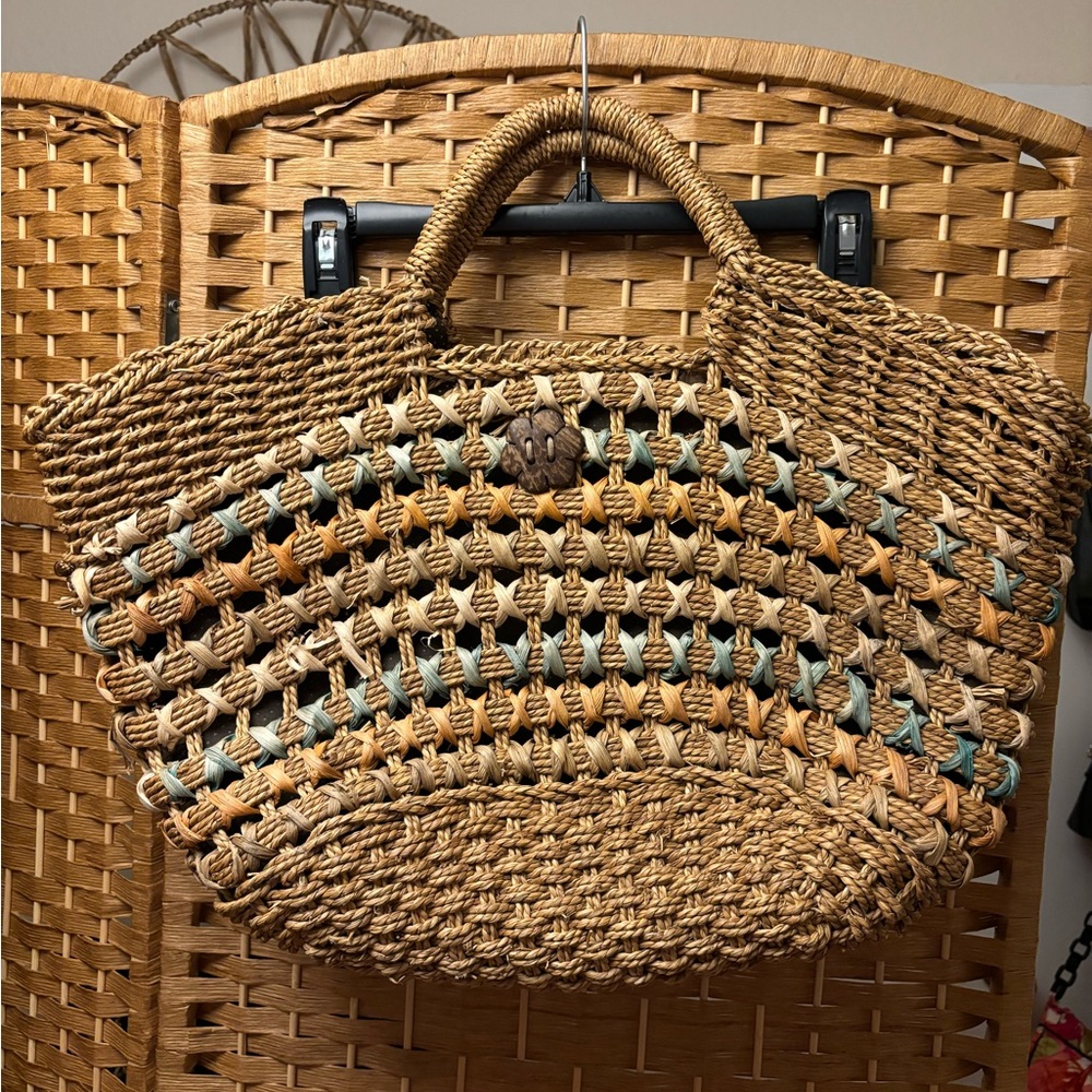 Sun and sand woven tote